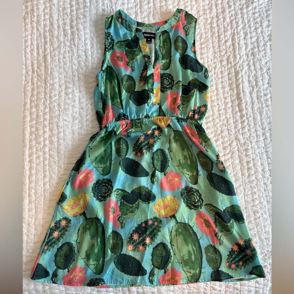 Betabrand Quick-Change Travel Dress - M - great condition!